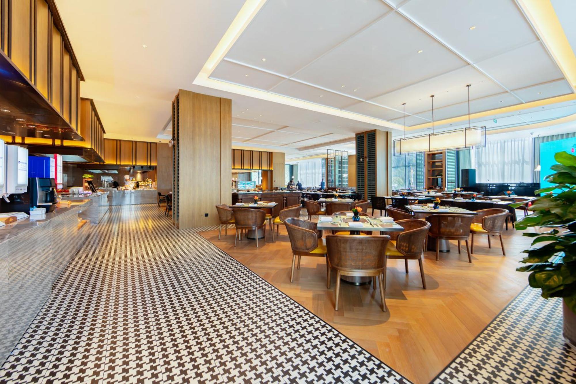 Wyndham Grand Plaza Royale Hot Springs Fenghuang酒店 外观 照片