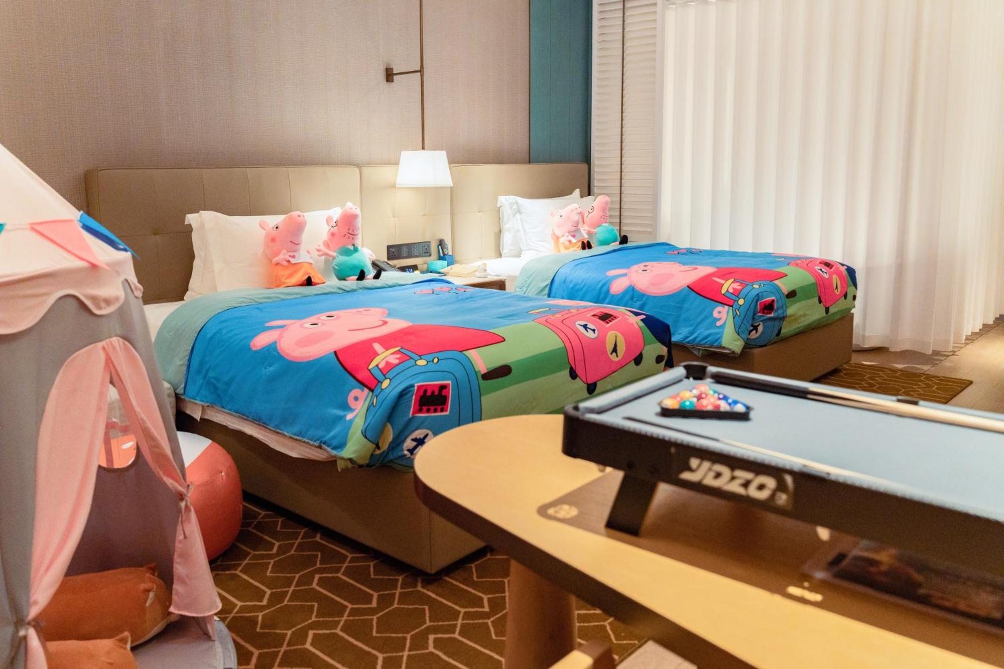 Wyndham Grand Plaza Royale Hot Springs Fenghuang酒店 外观 照片
