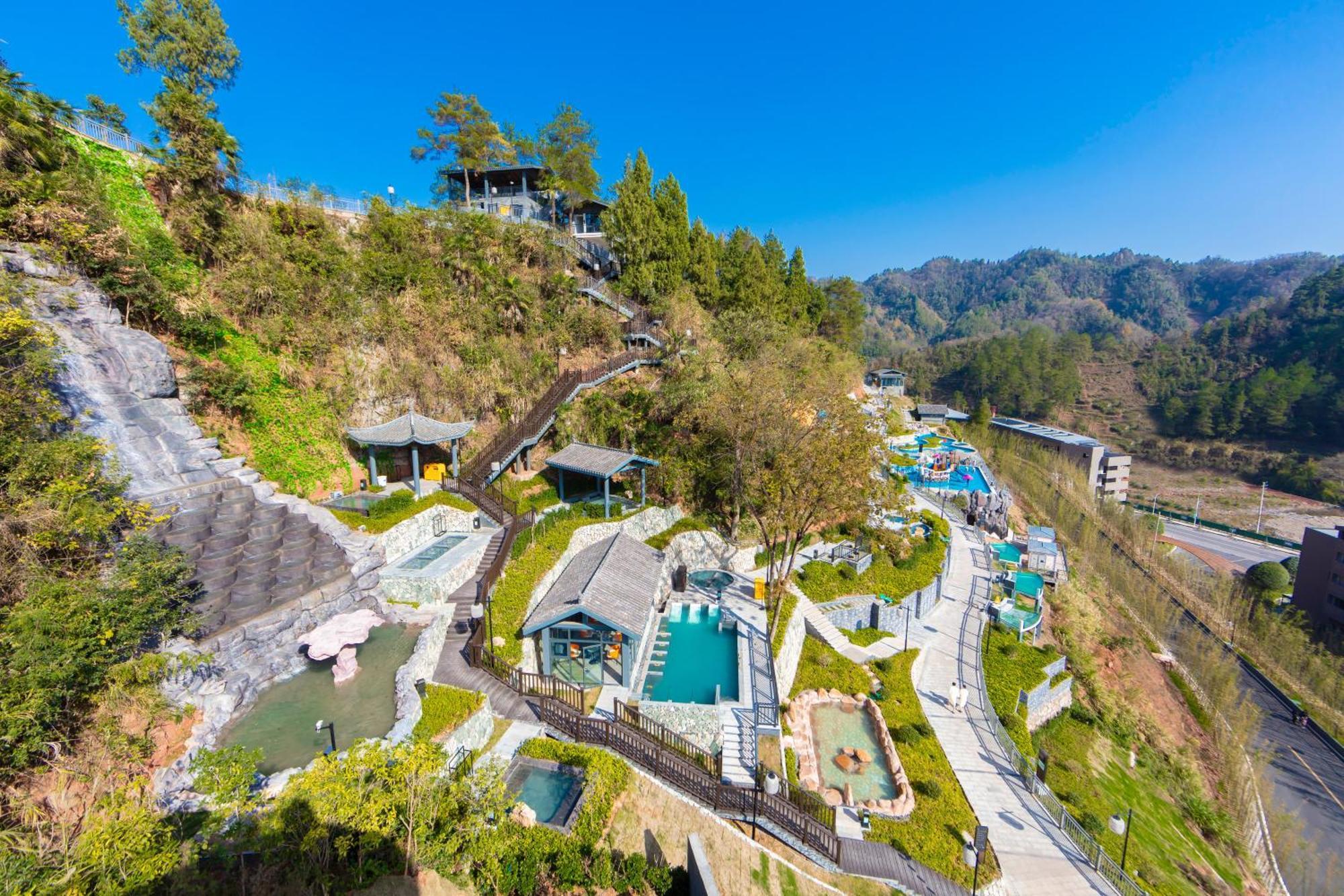 Wyndham Grand Plaza Royale Hot Springs Fenghuang酒店 外观 照片